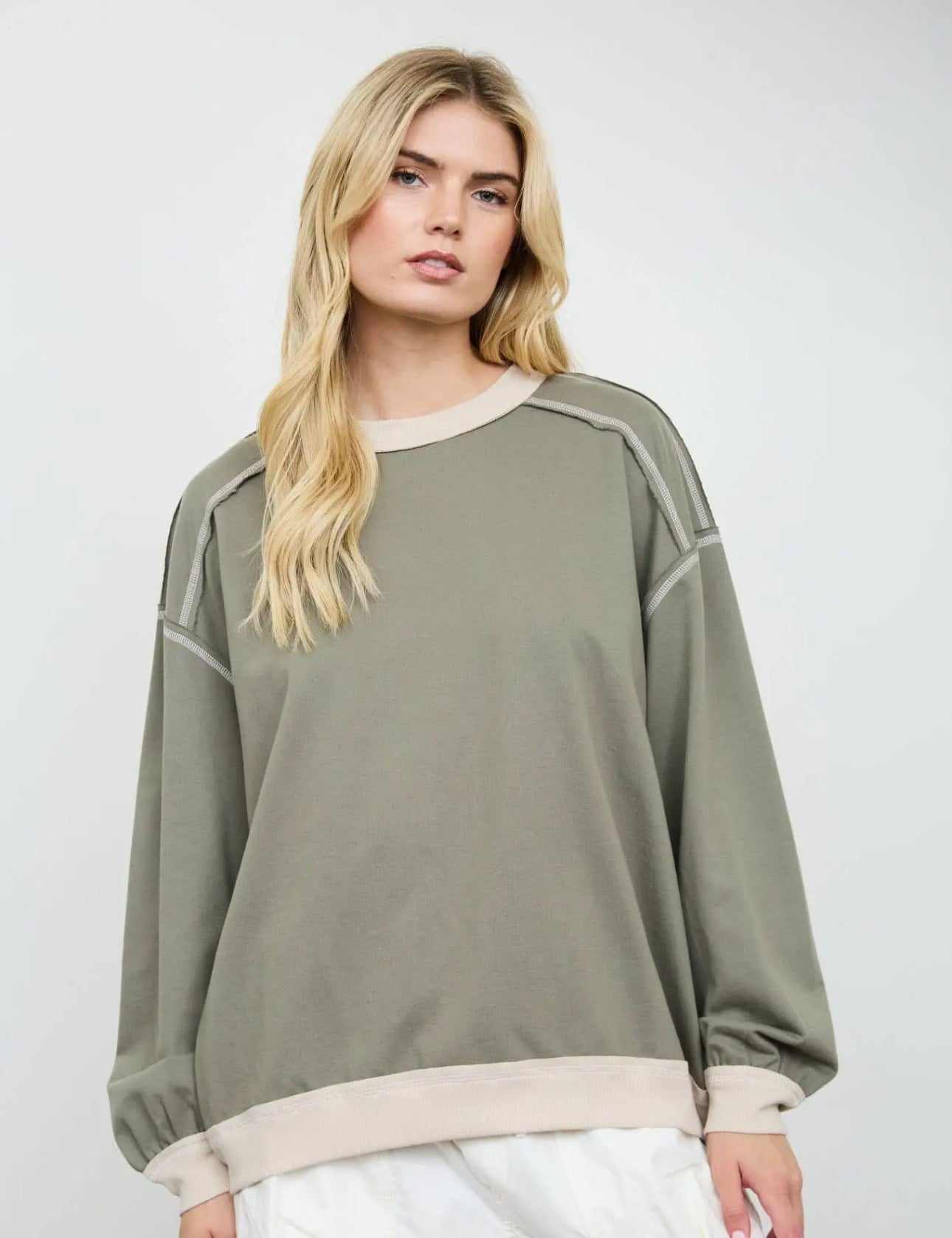 Contrast Trim Top